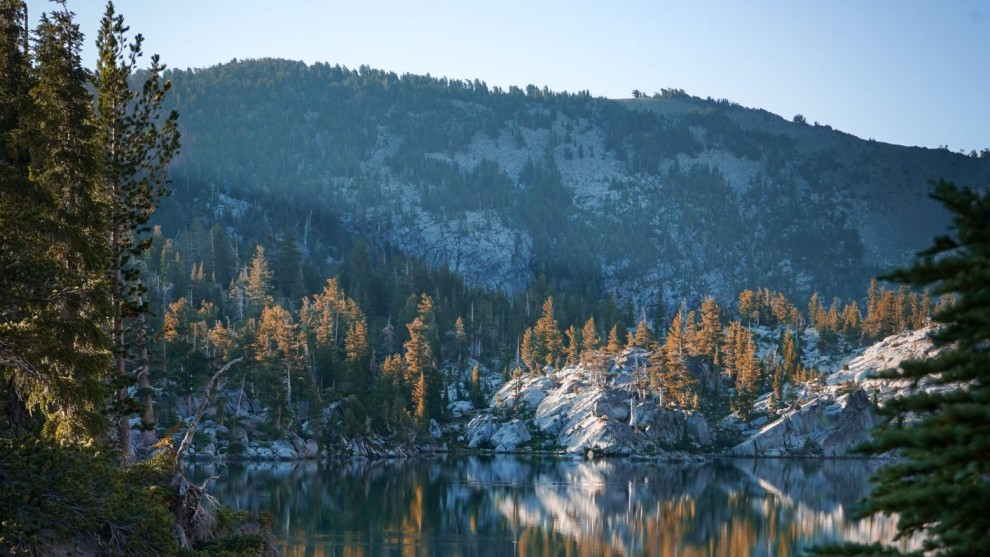 Calming mountain and lake view representing an ethical culture